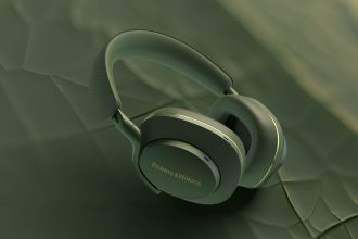 Bowers and wilkins px7 s2e headphones resized